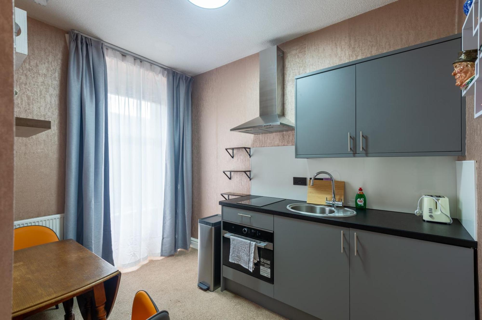 The Ambleside Apartments - Self Catering With Private Kitchen - Best For Location Luaran gambar